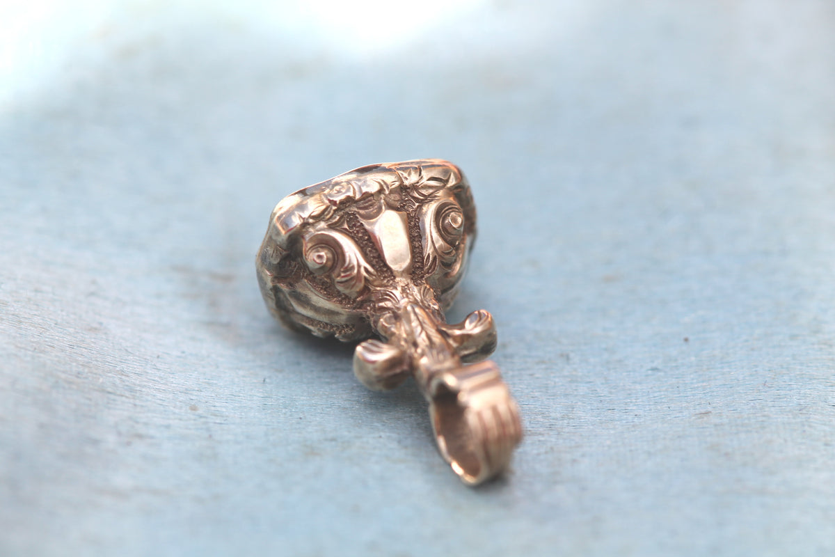Antique Victorian 9ct Gold Cased Chalcedony “I Will Return” Seal Pendant c.1880 — view 12
