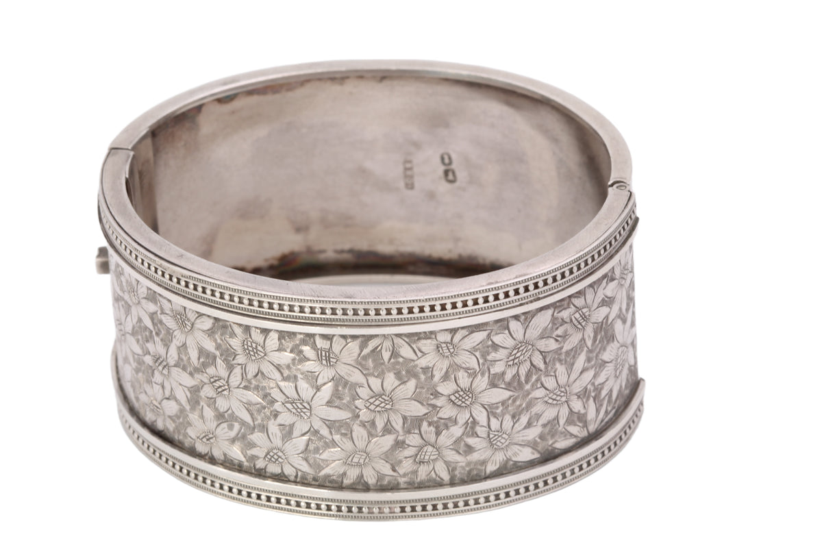 Open Victorian sterling silver bangle showing clasp construction