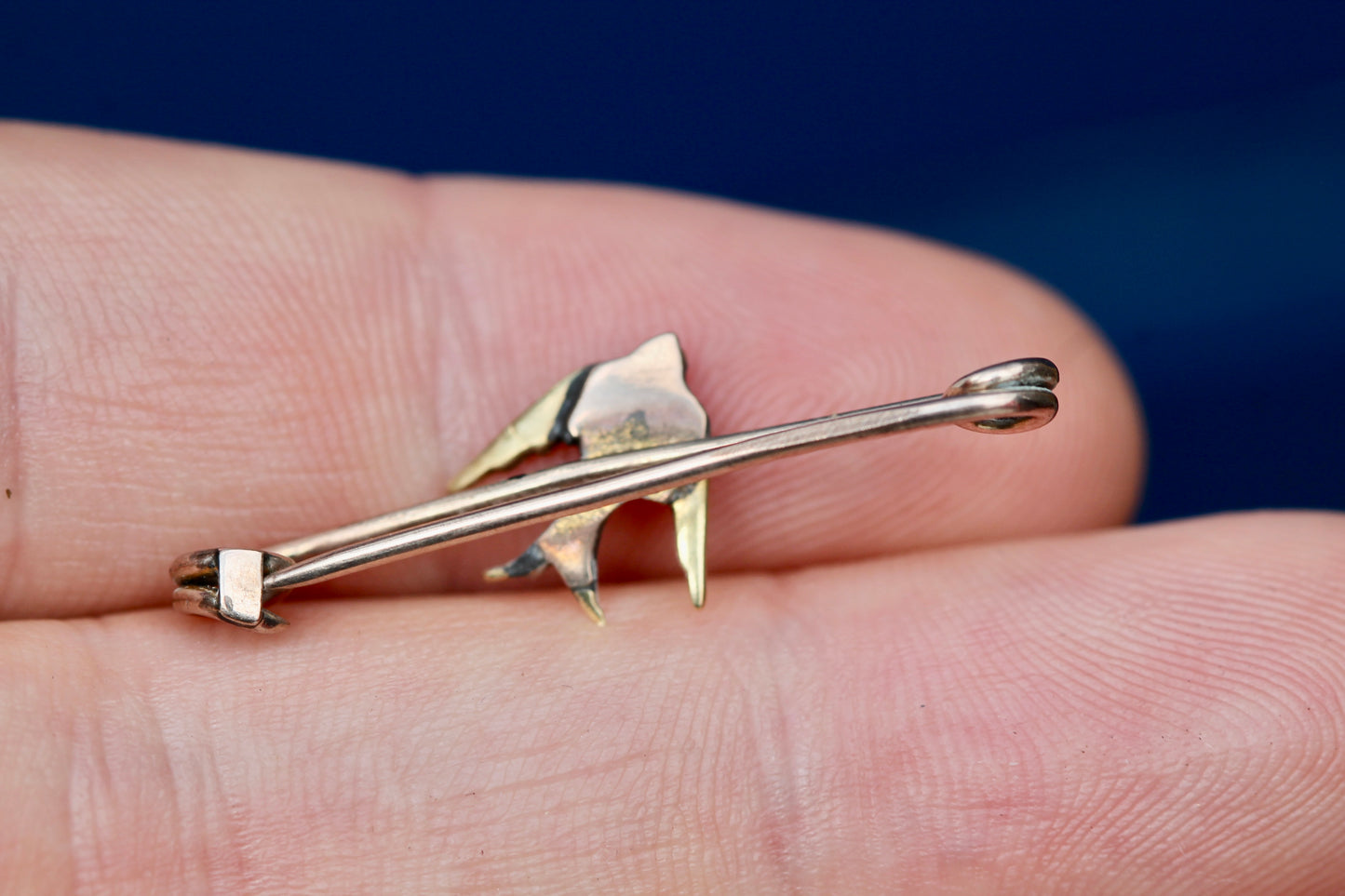 Antique Edwardian 9ct Gold Pearl Swallow Brooch | Safety Pin c.1905 — view 8