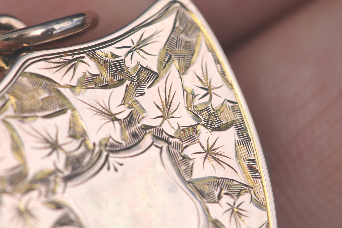 Antique Edwardian 9ct Gold Shield Locket | Ivy Leaf Engraving Chester 1901 — view 7