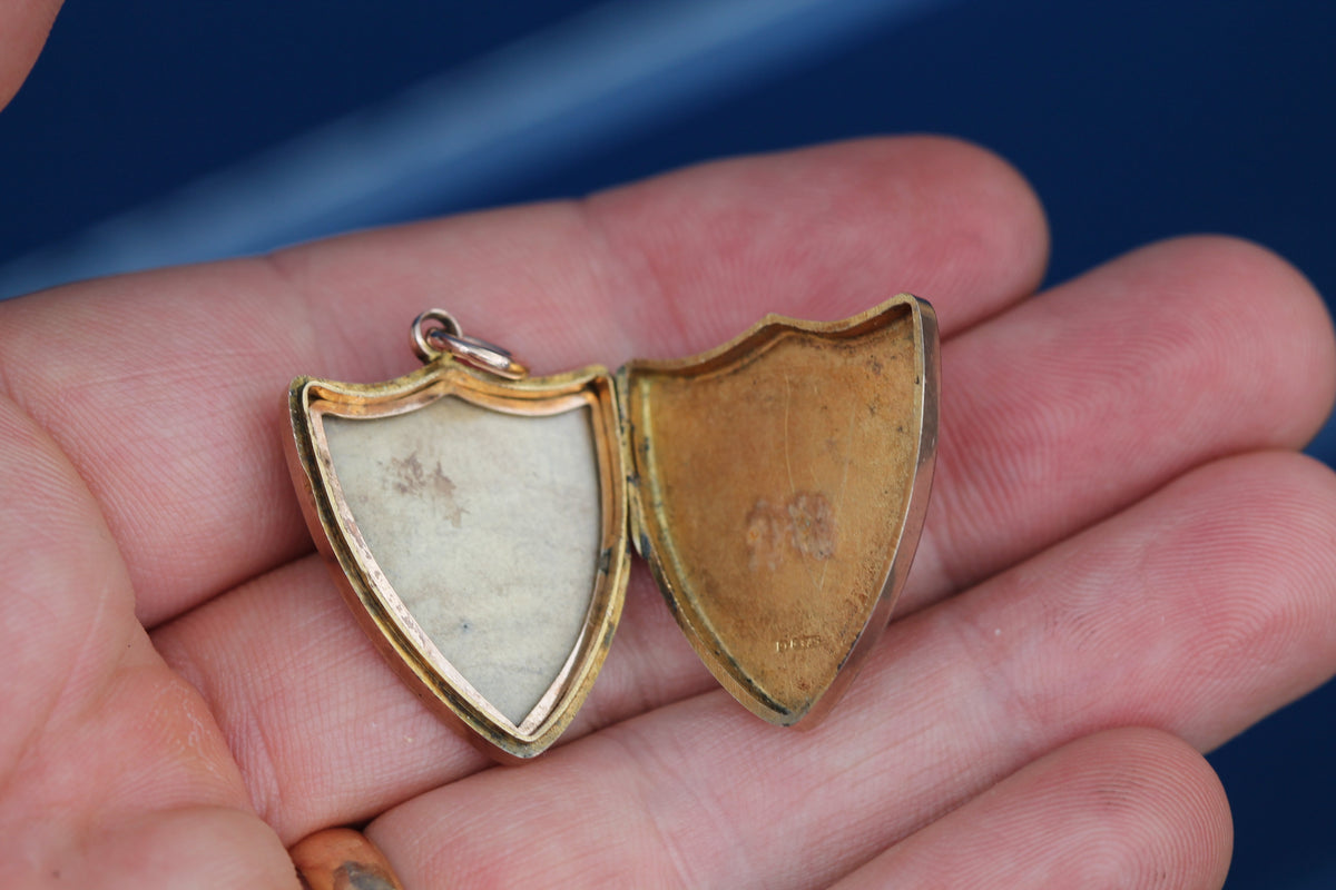 Antique Edwardian 9ct Gold Shield Locket Chester 1906 — view 5