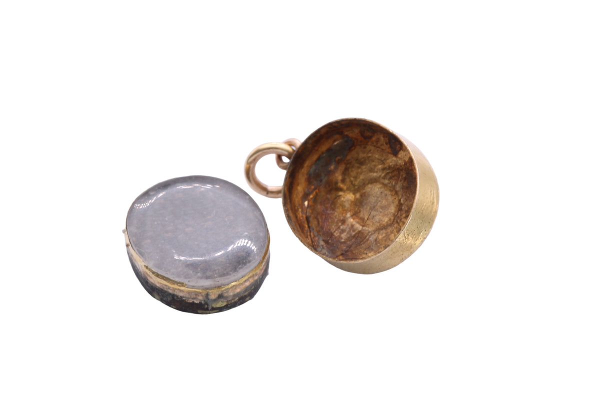 Antique Victorian 15ct Gold Garnet Keepsake Locket Pendant c.1880 — view 6