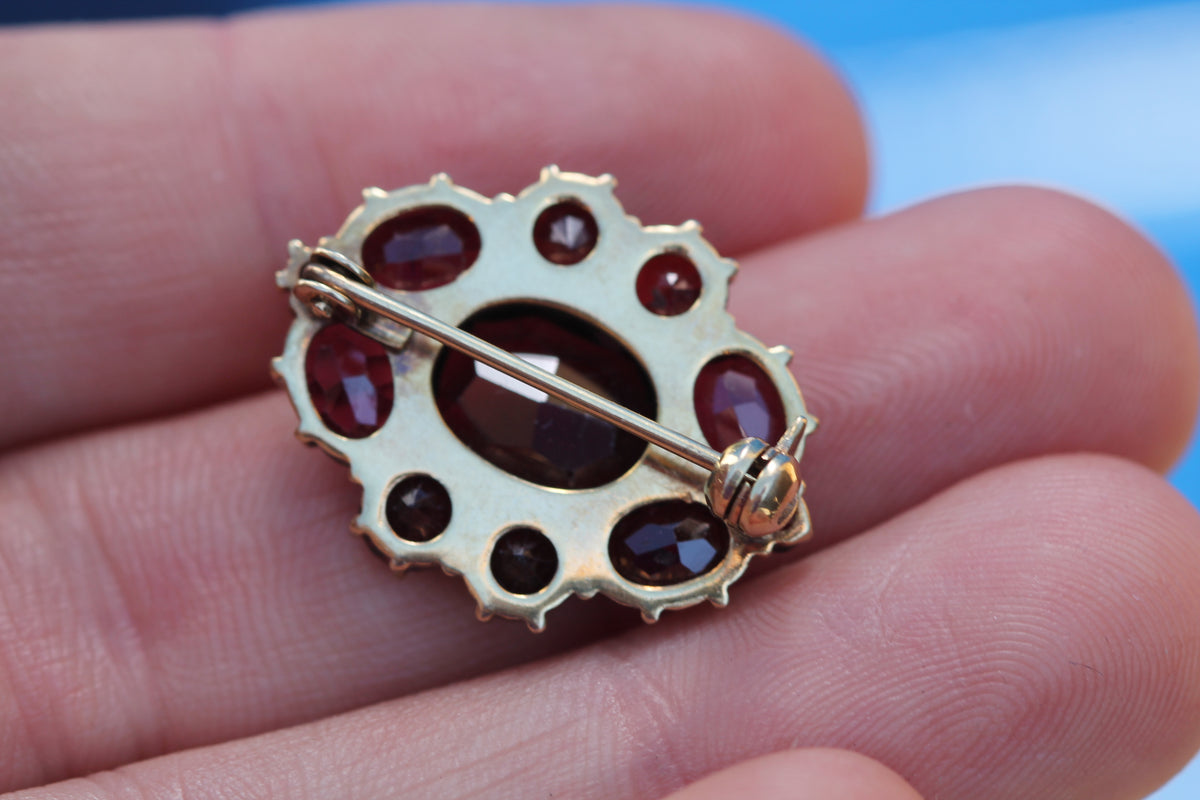 Vintage c.1960 Sterling Silver Gilt Garnet Cluster Brooch — view 6
