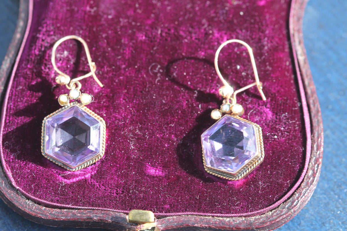 Antique Edwardian 15ct Gold Amethyst & Pearl Demi-Parure Brooch & Earrings — view 10