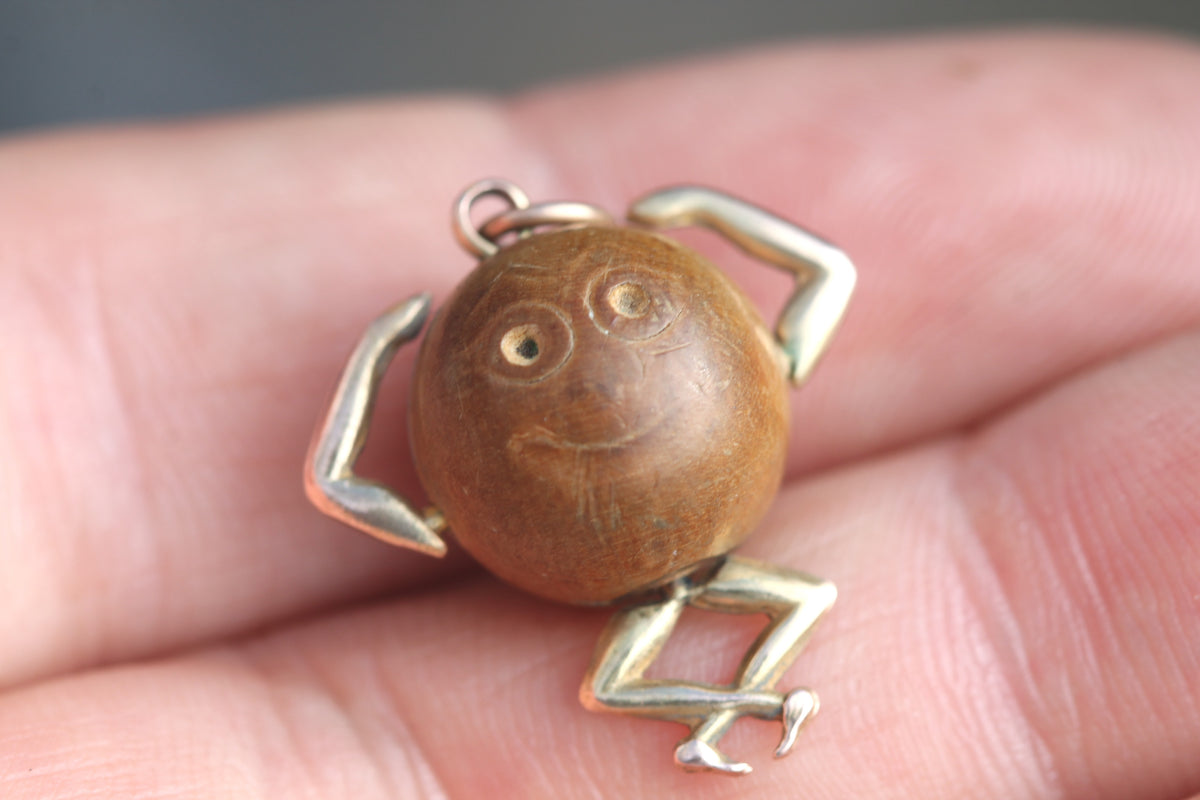 Antique WWI 9ct gold Touch Wud lucky charm with wooden figure