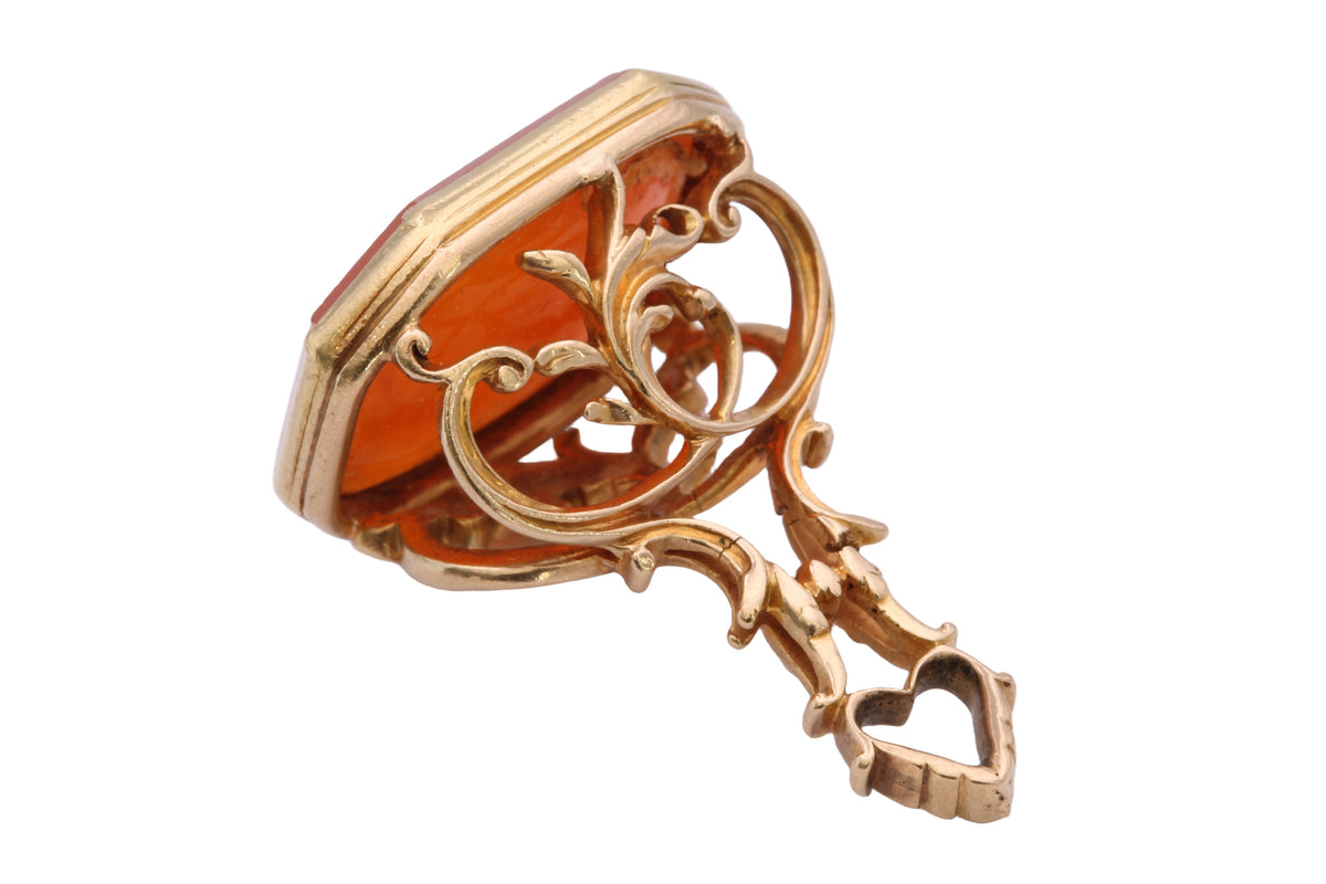 Side view of openwork 15ct gold Victorian seal mount