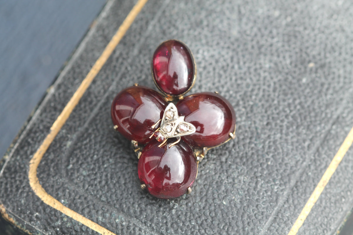Antique Victorian 9ct Gold Garnet Flower Pendant with Diamond Fly c.1860 — view 14