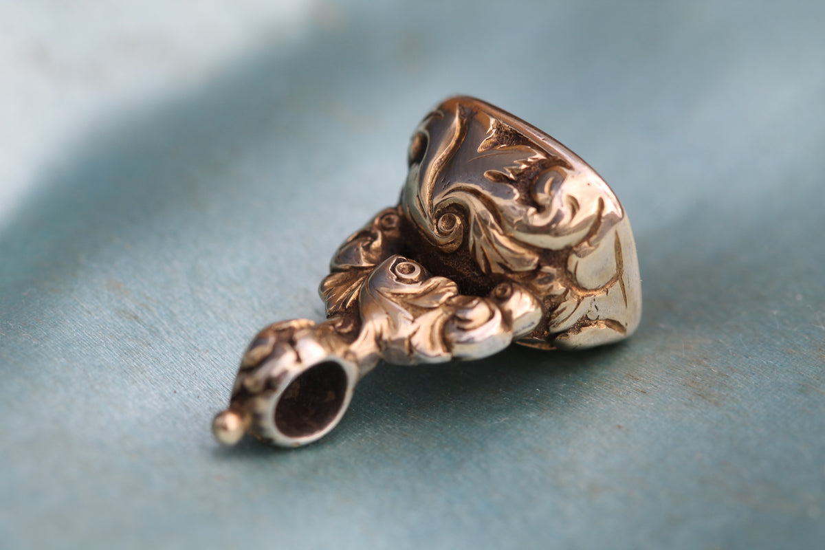 Antique Victorian 9ct Gold Cased Chalcedony Hound Intaglio Fob Seal c.1880 — view 12