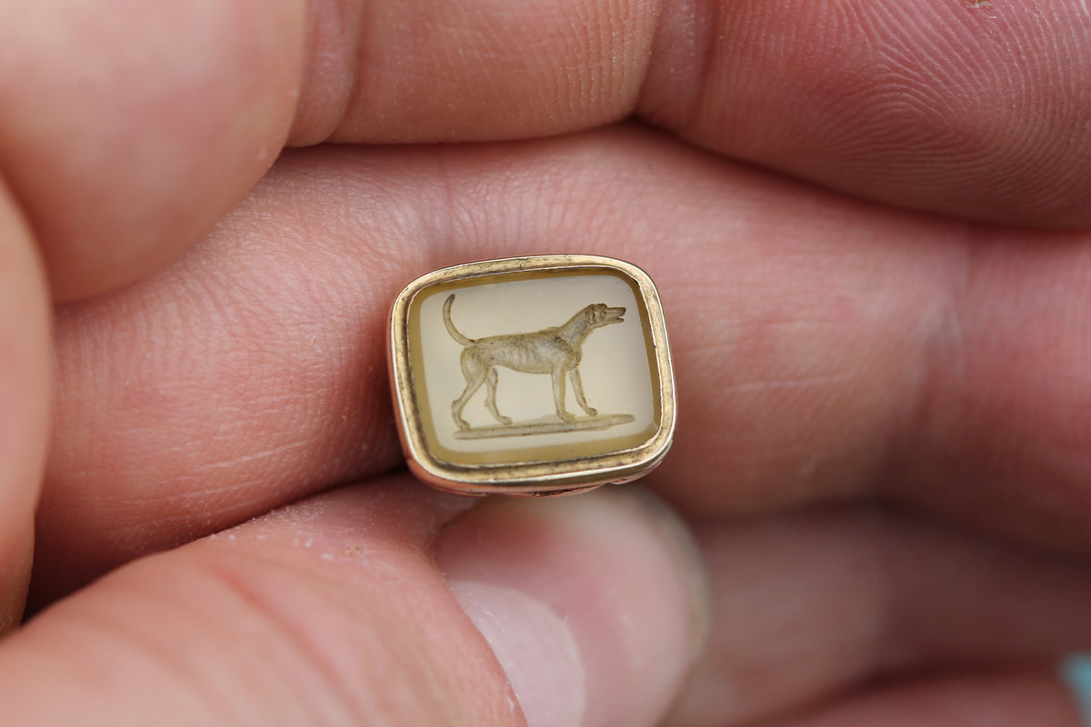 Antique Victorian 9ct Gold Cased Chalcedony Hound Intaglio Fob Seal c.1880 — view 13