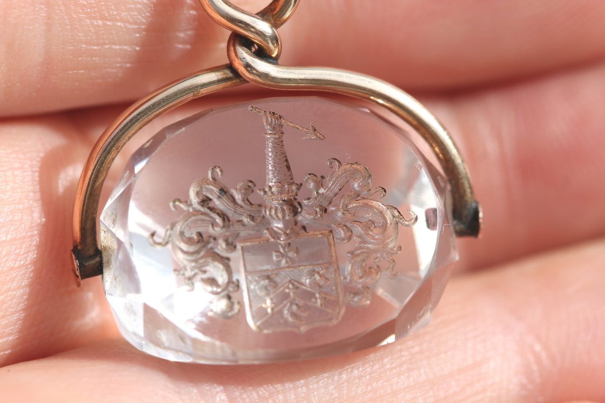 Antique Victorian 9ct Gold Rock Crystal Intaglio Spinner Fob c.1880 — view 6