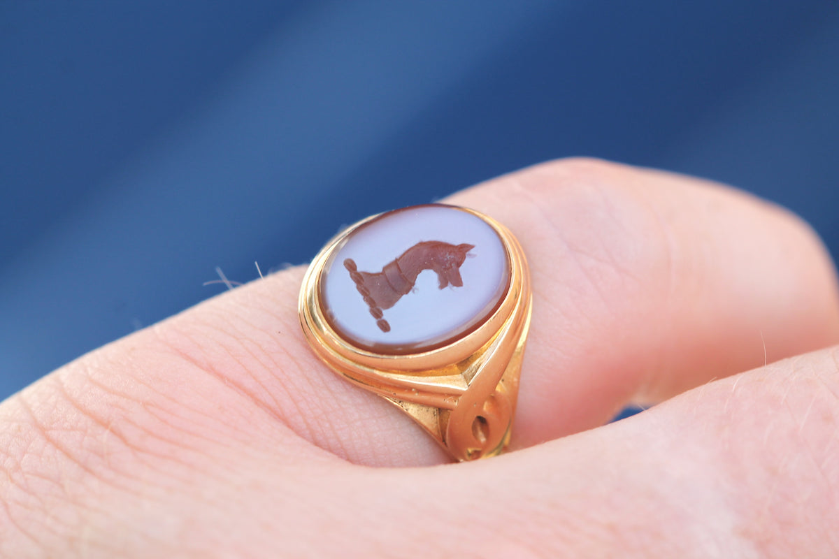 Side view of Victorian gold intaglio ring showing pierced shoulders