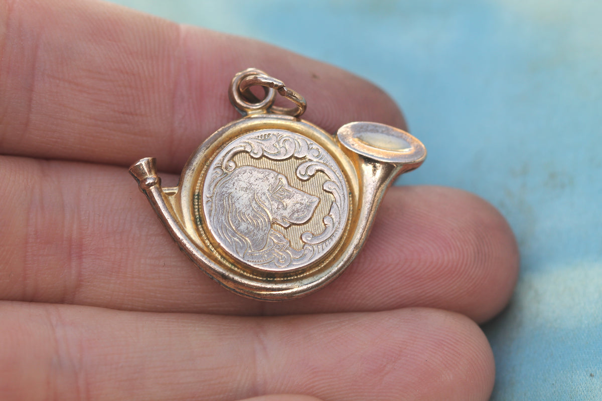 Antique Victorian 9ct Rolled Gold Hunting Horn Dog & Goldstone Fob c.1900 — view 4