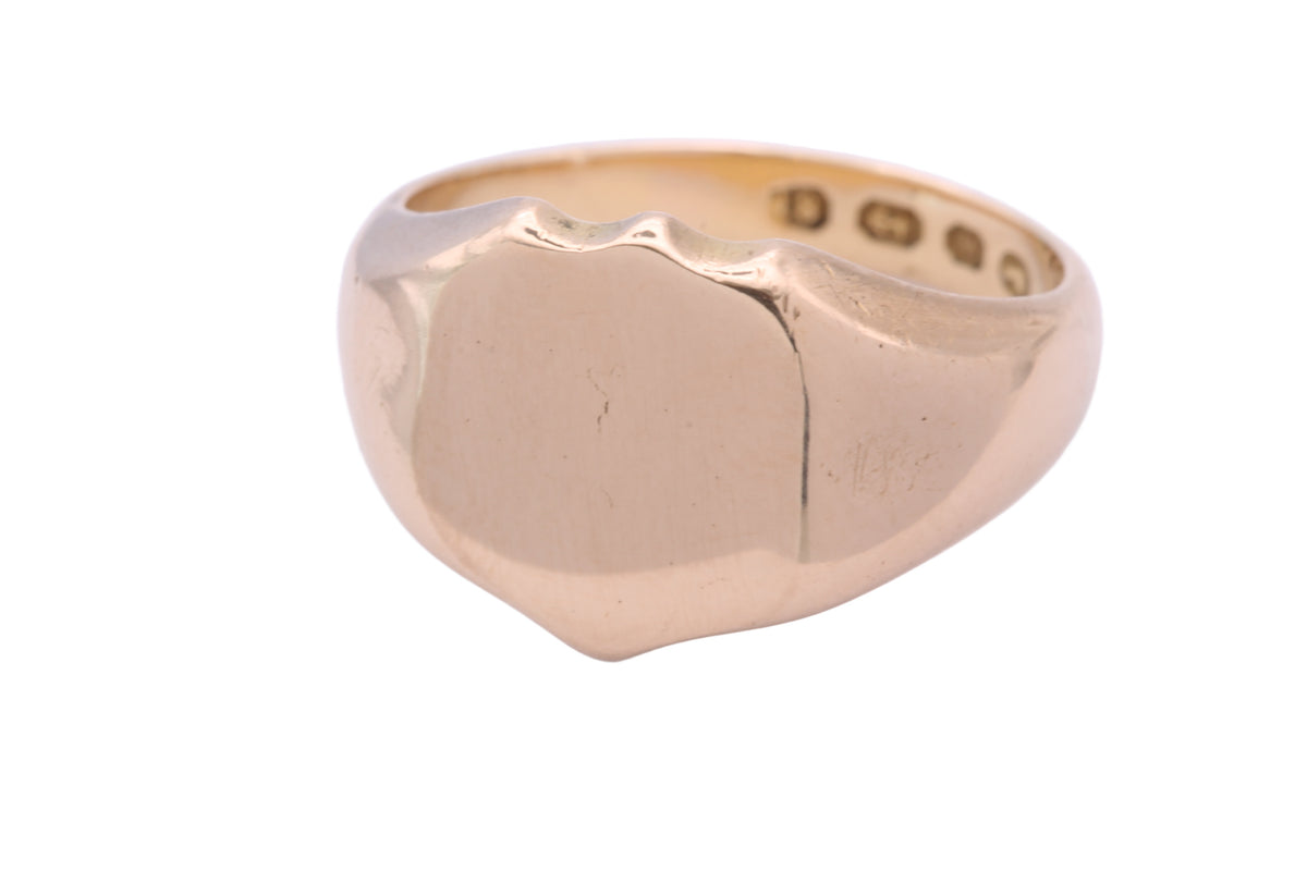 Antique Victorian 18ct gold shield signet ring showing plain face