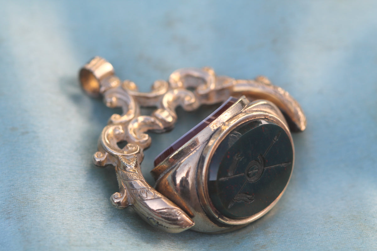 Antique Victorian 9ct Gold Filled Triple Agate Spinner Fob | 9th Queen's Royal Lancers Intaglio — view 8
