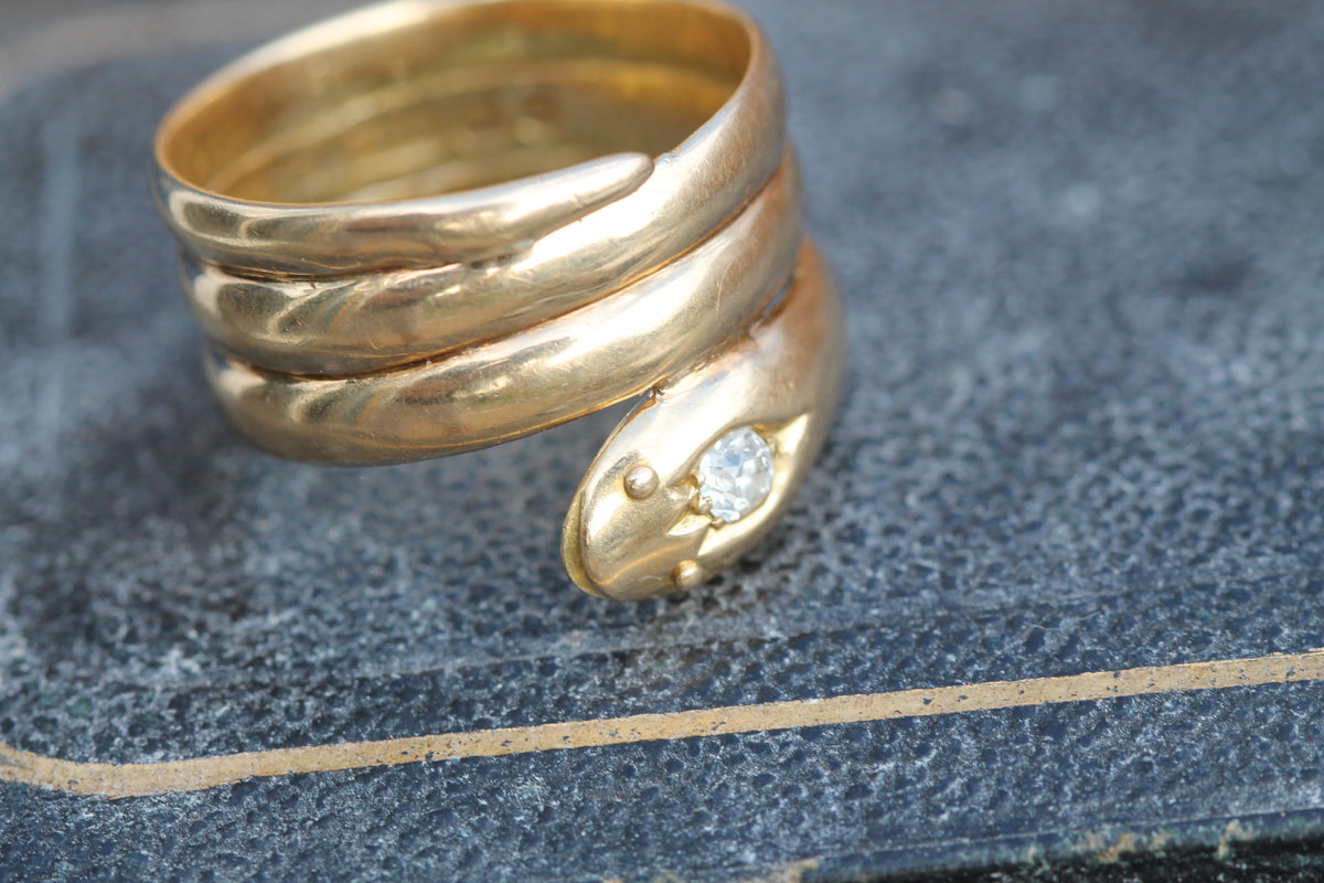 Antique Victorian 18ct Gold Diamond Snake Ring 1898 | 10.15g — view 13