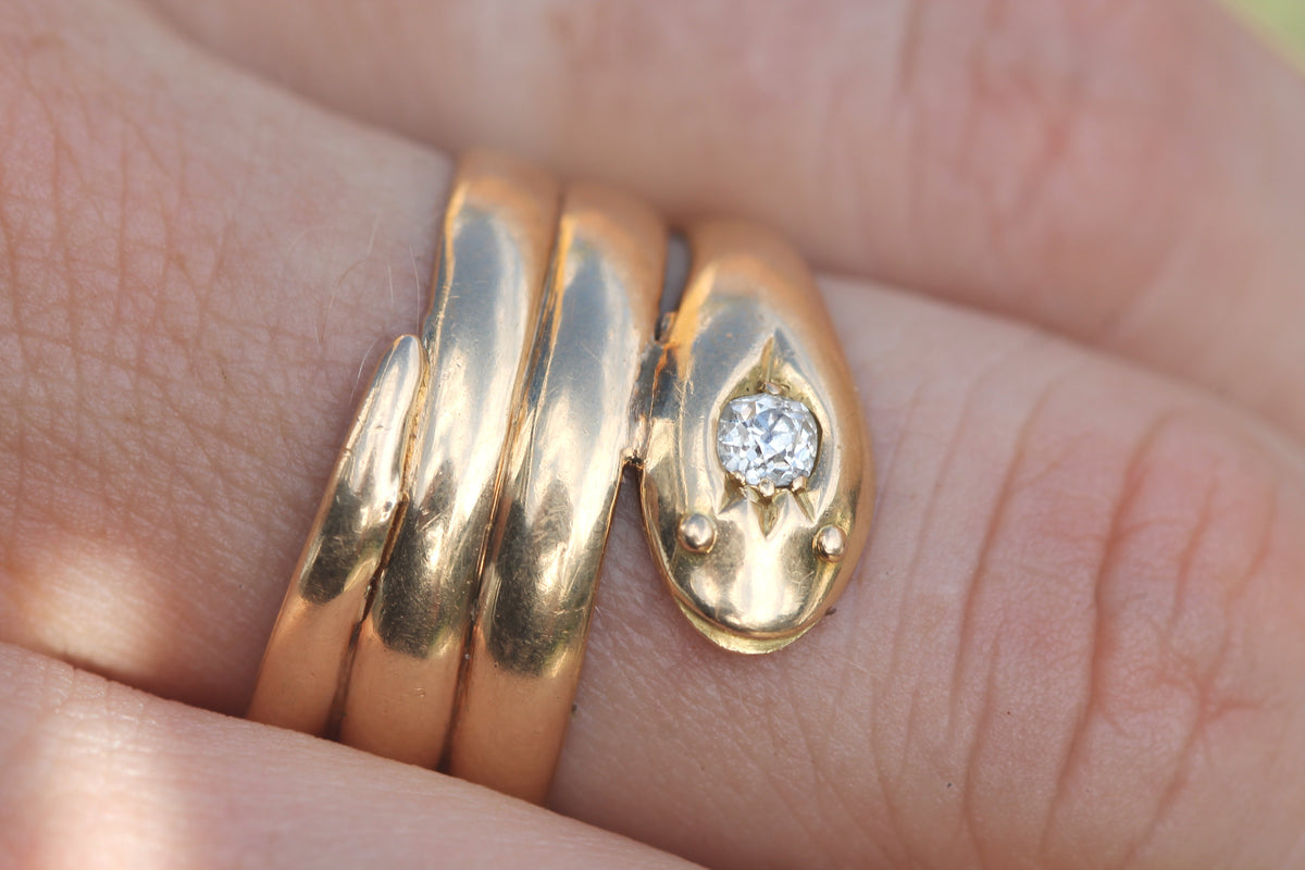 Antique Victorian 18ct Gold Diamond Snake Ring 1898 | 10.15g — view 16