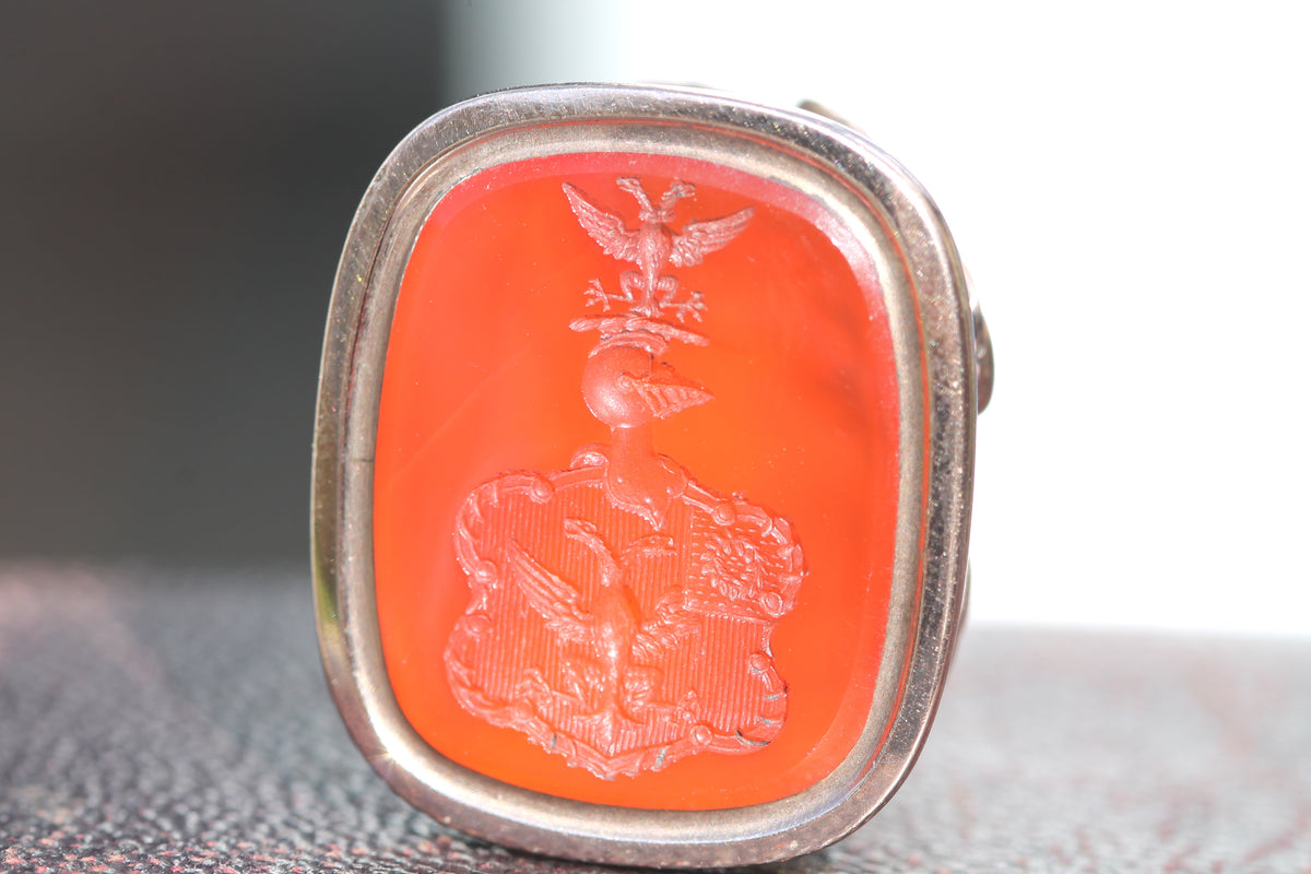 Antique Early Victorian 9ct Gold Carnelian Intaglio Compass Seal c.1860 — view 11