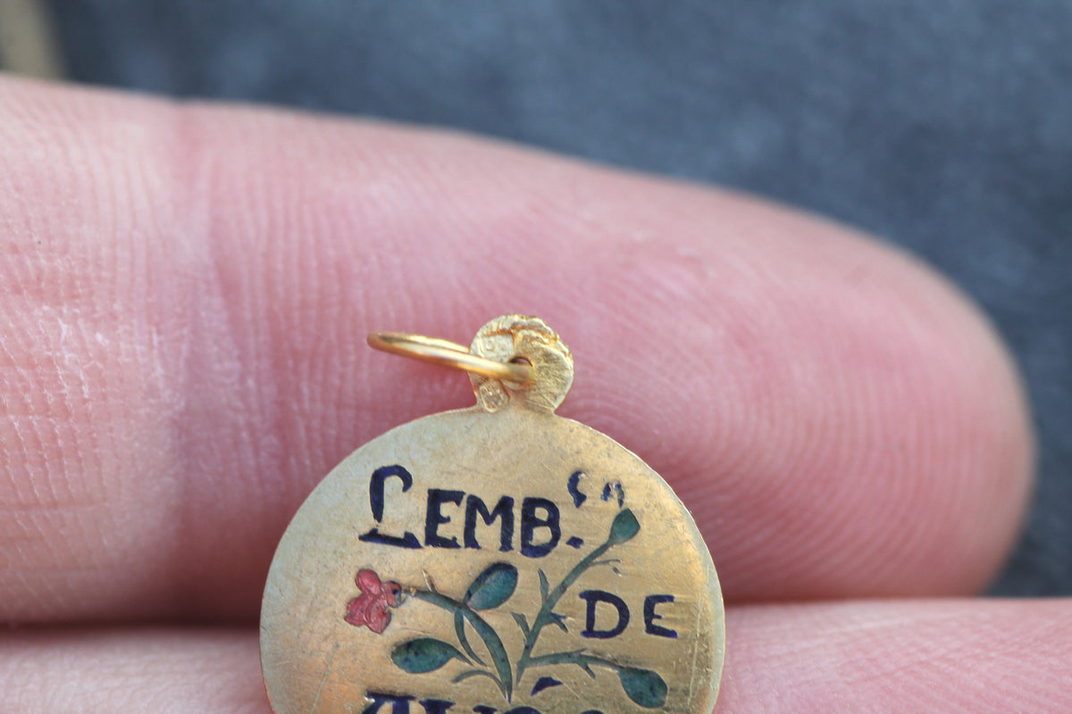 Vintage Portuguese 19ct Gold “Lembrança de Avós” Enamel Charm — view 6