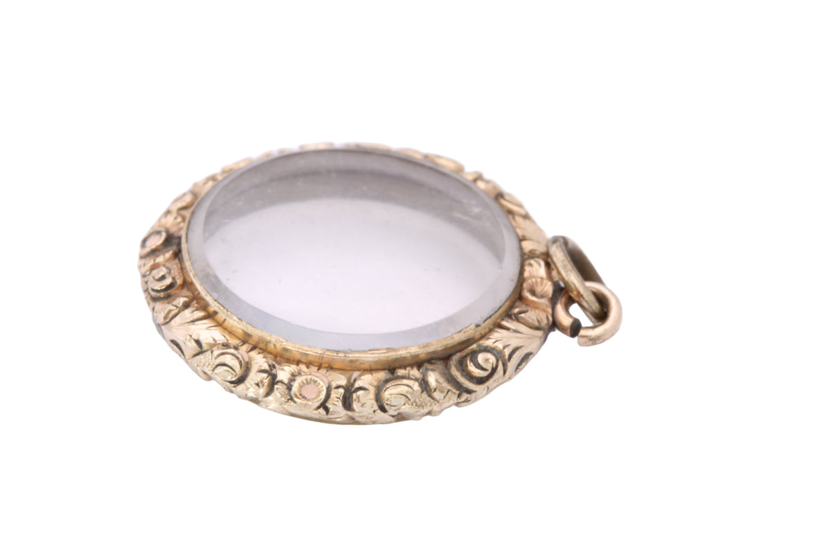 Antique Early Victorian 9ct Gold Filled Chased Glass Shaker Locket c.1850 — view 13