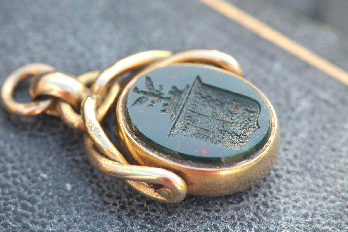 Antique Victorian 18ct Gold Carnelian & Bloodstone Spinner Intaglio Seal 1883 | Petit Alta — view 5
