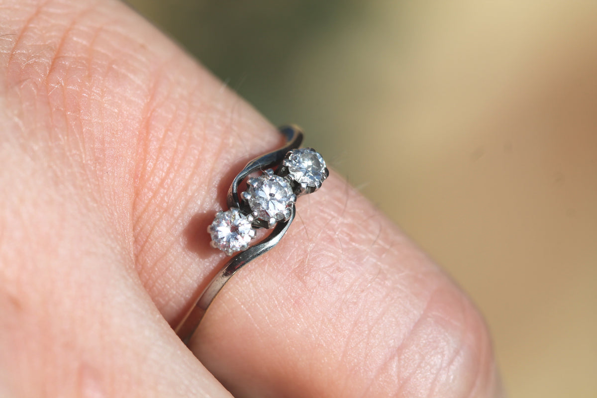 Antique c.1920 18ct Gold Platinum-Tipped Transitional Brilliant Diamond Ring | 0.24ct — view 6