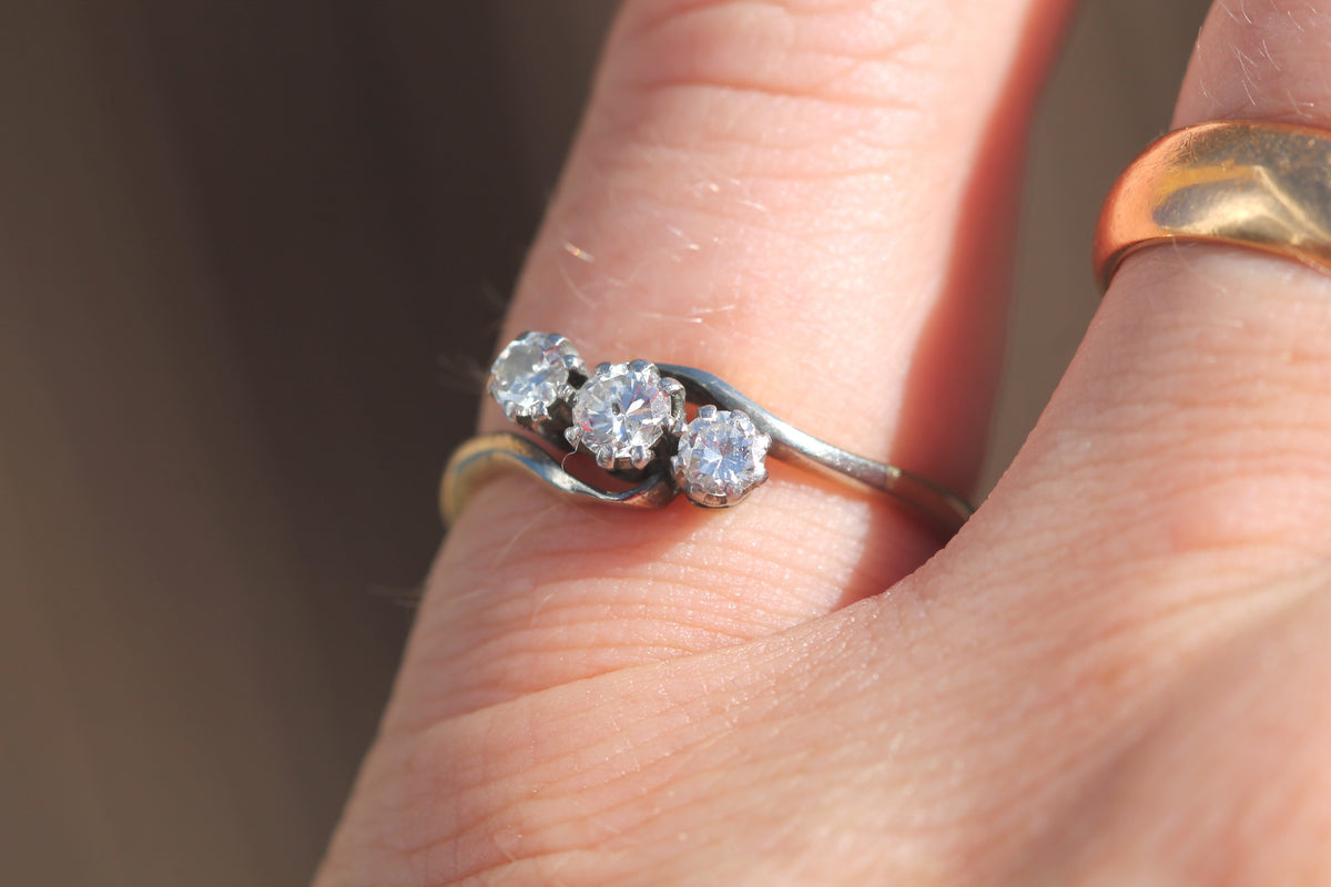 Antique c.1920 18ct Gold Platinum-Tipped Transitional Brilliant Diamond Ring | 0.24ct — view 7