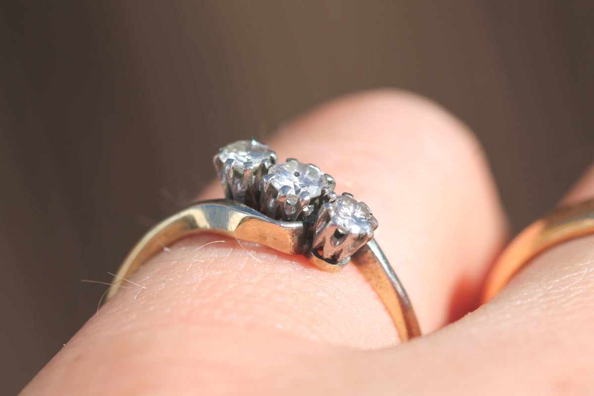 Antique c.1920 18ct Gold Platinum-Tipped Transitional Brilliant Diamond Ring | 0.24ct — view 10