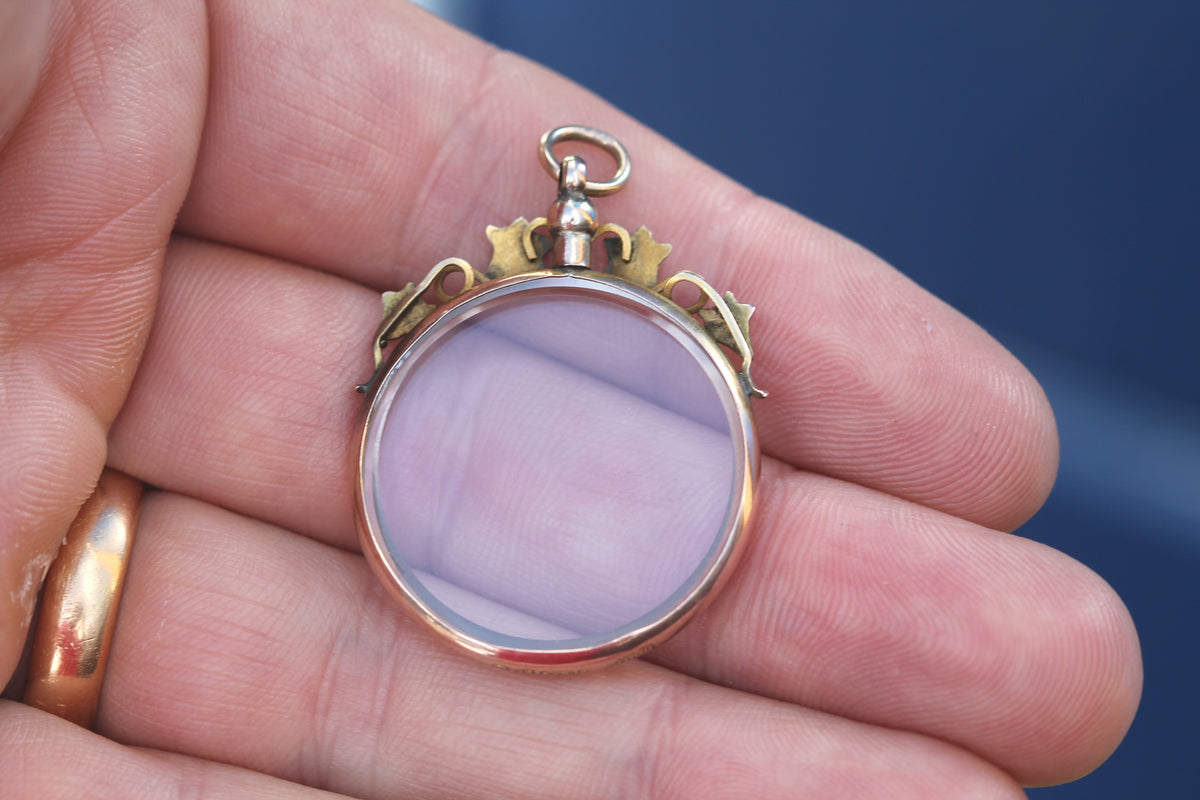 Antique Edwardian 9ct Gold & Green Gold Ivy Glass Locket — view 6