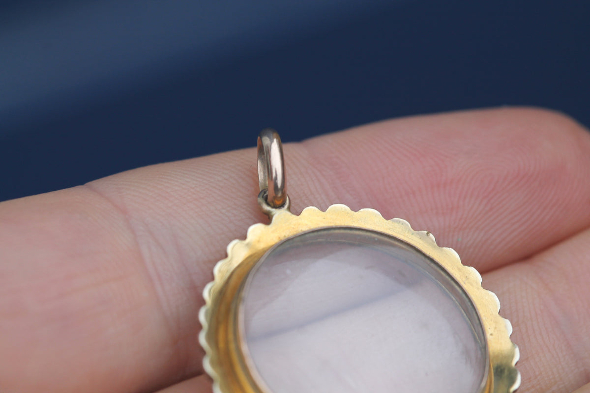 Antique Late Victorian 9ct Gold Seed Pearl Double Glass Keepsake Locket c.1900 — view 9