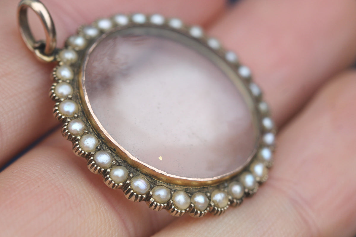 Antique Late Victorian 9ct Gold Seed Pearl Double Glass Keepsake Locket c.1900 — view 12