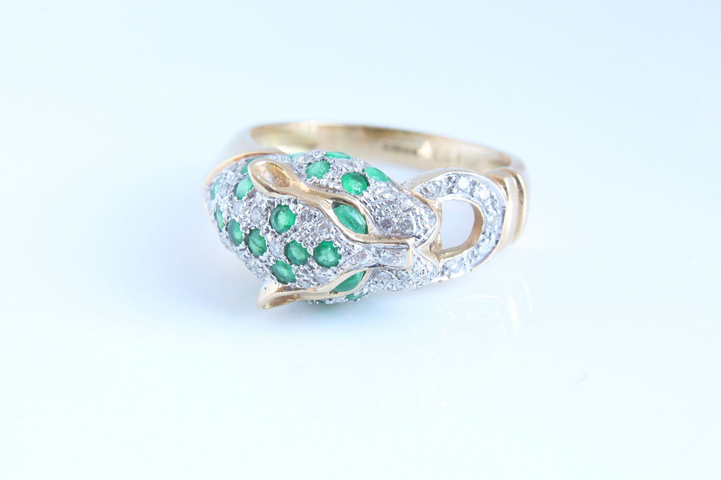 18ct Gold Diamond and Emerald Panther Ring