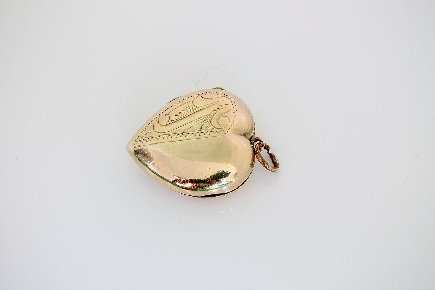 9ct Gold Art Deco Heart Locket