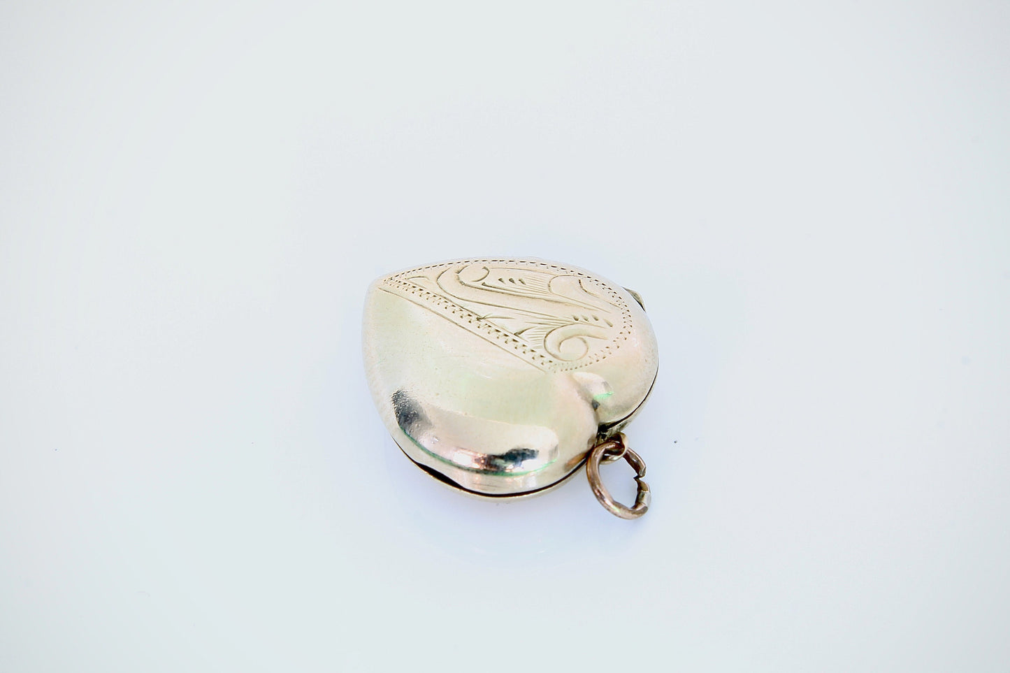 9ct Gold Art Deco Heart Locket