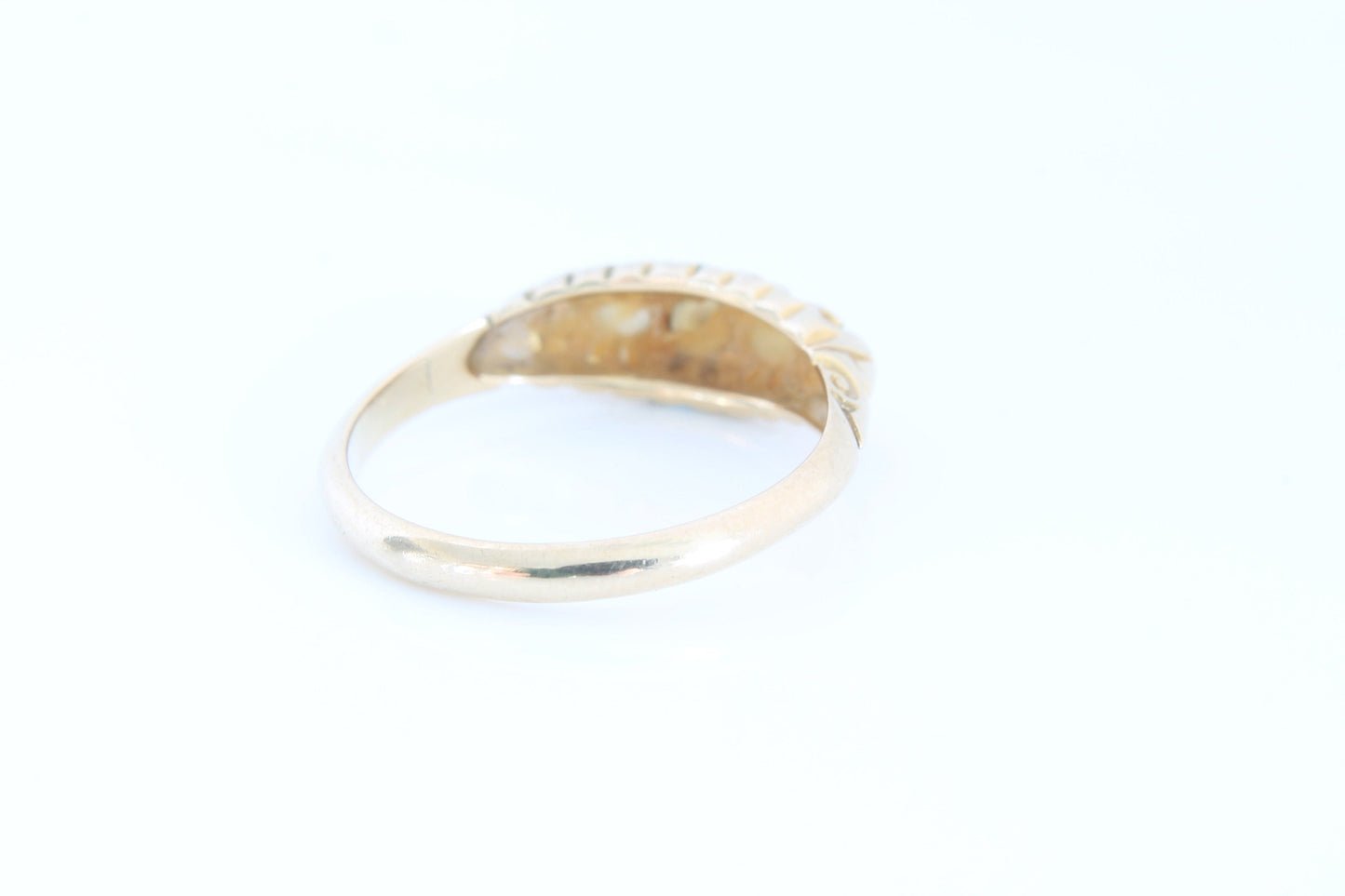 Edwardian-18ct-Gold-5-Pearl-Ring