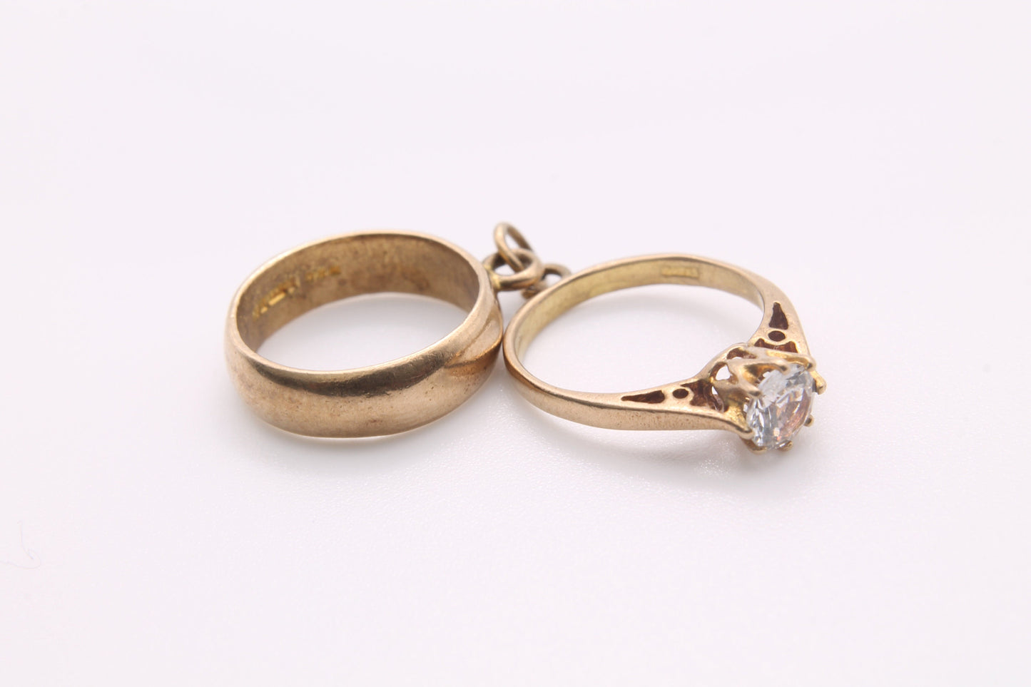 Vintage 9ct Gold Wedding & Engagement Ring Charm