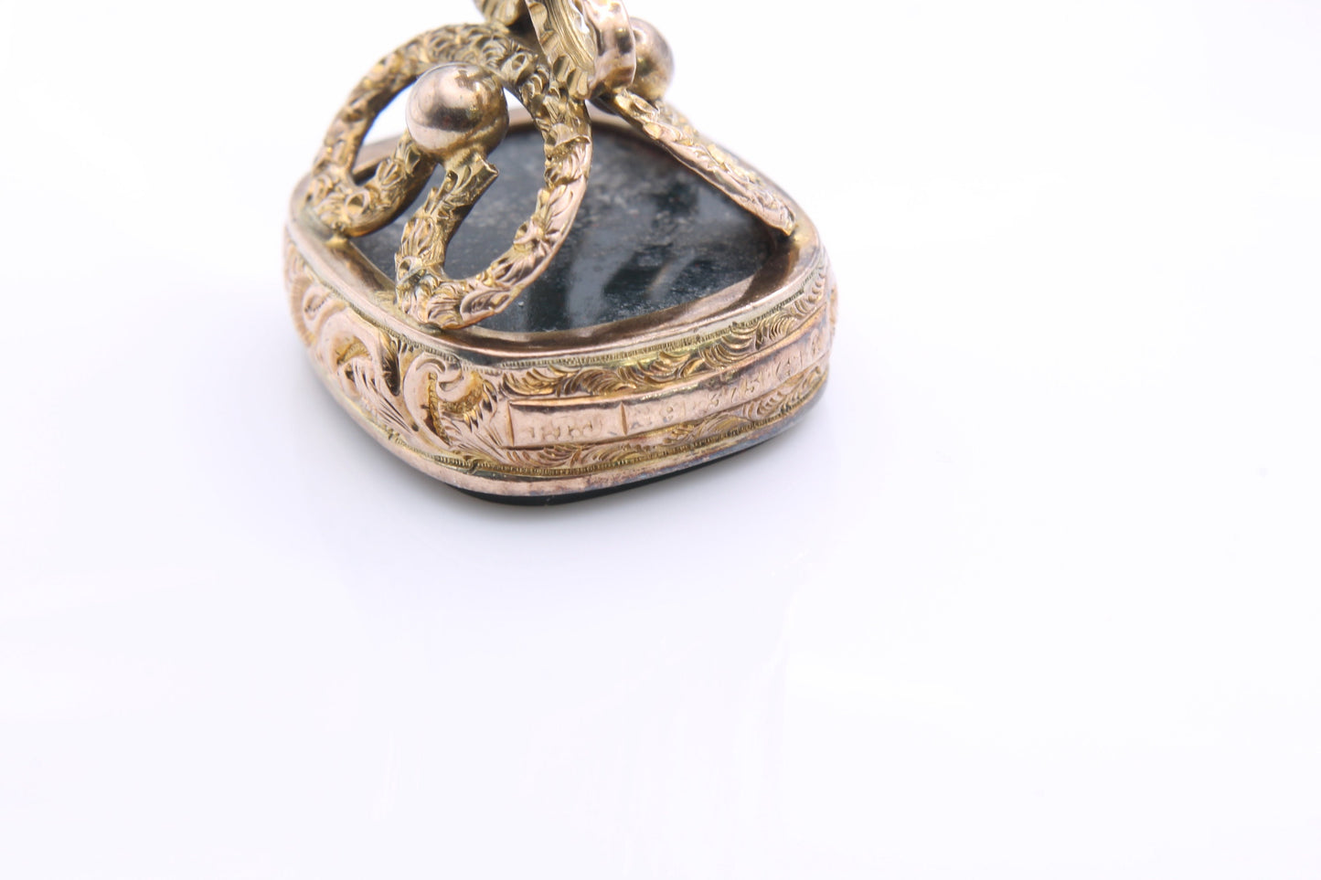 Antique Edwardian 9ct Gold Decorative Bloodstone Pendant/Fob