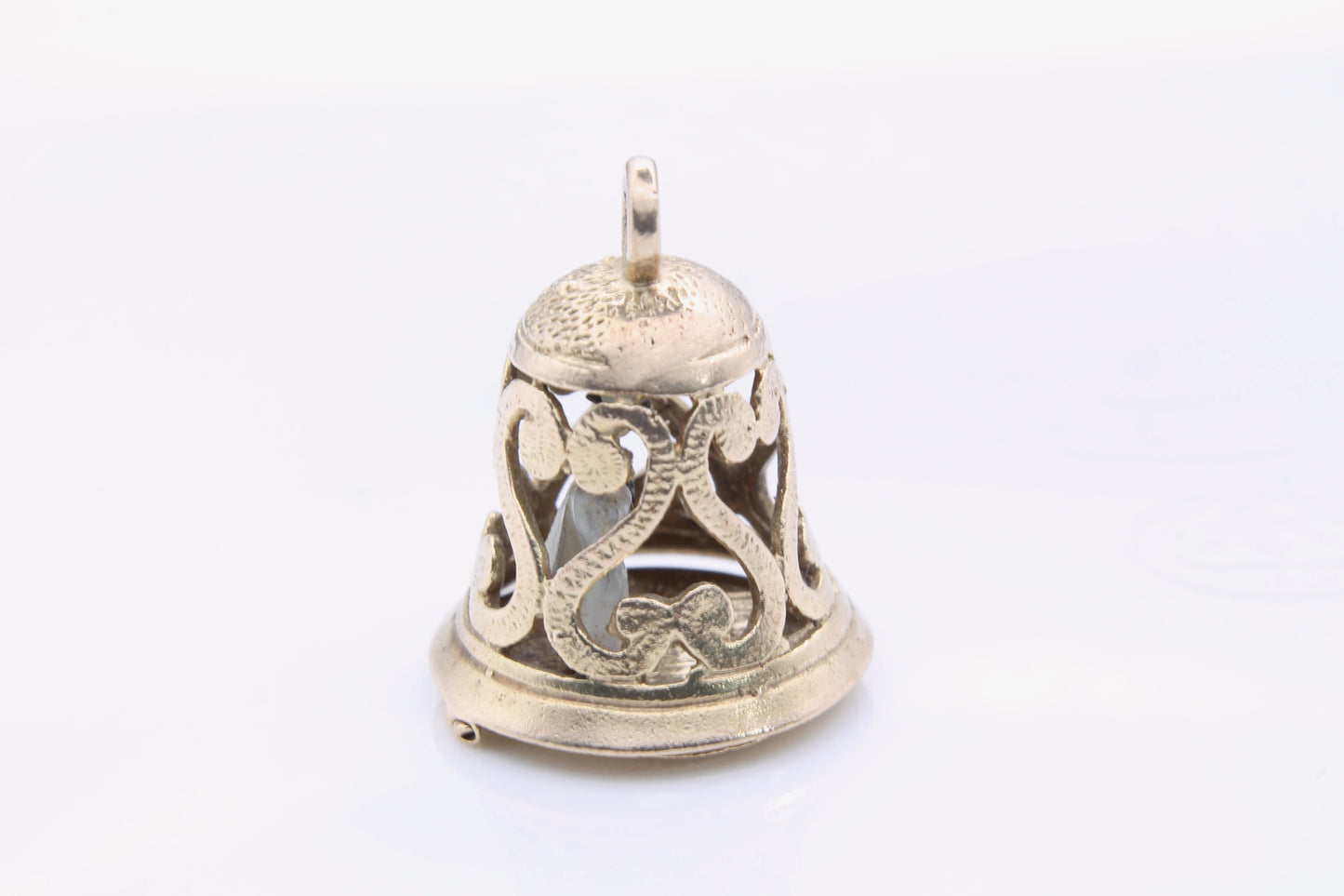 Vintage 9ct Gold Wedding Bell Opening Charm