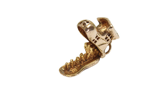 Vintage 9ct Gold "There was an old woman who lived in a shoe" Charm