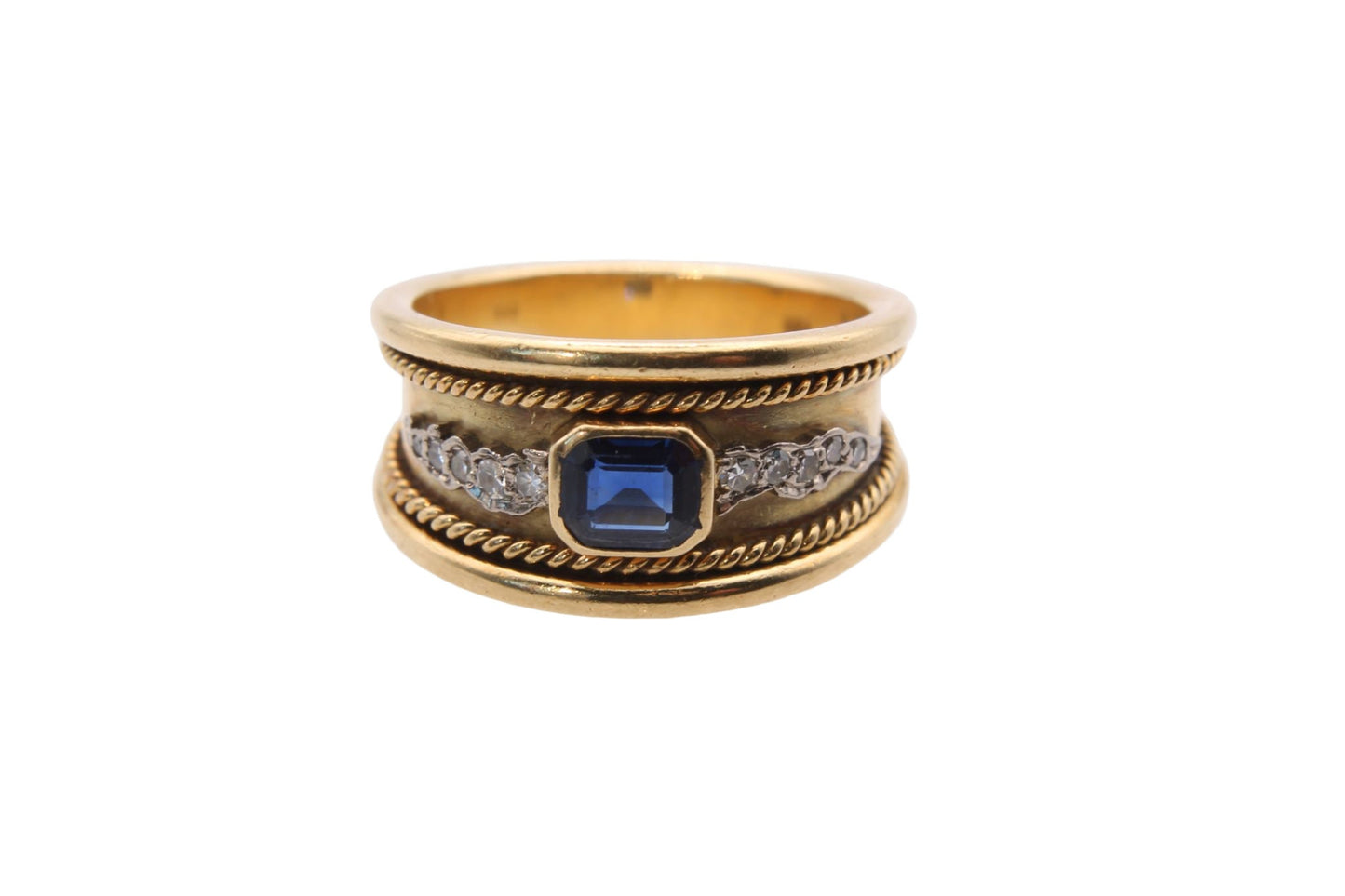 Vintage 18ct Gold Baguette Sapphire and Diamond Ring