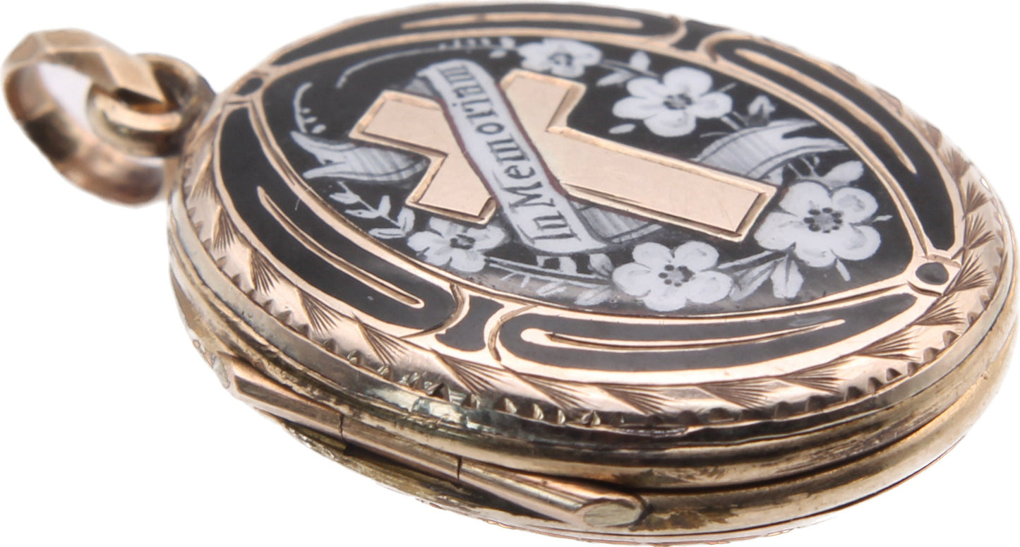 Antique 9ct Gold In Memoriam Enamel Locket