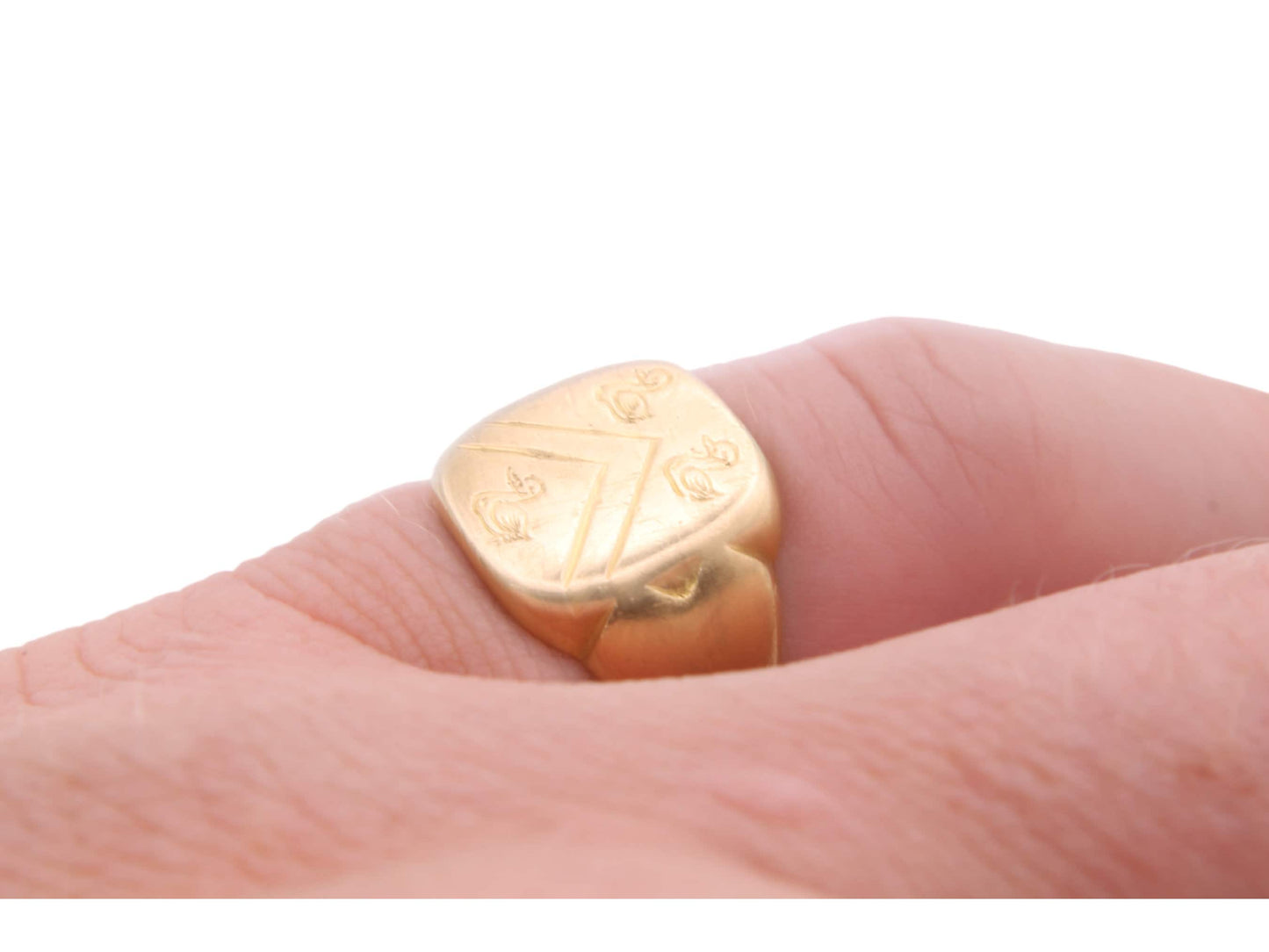 Antique-18ct-Yellow-Gold-Signet-Ring-Intaglio-Duck-Crest
