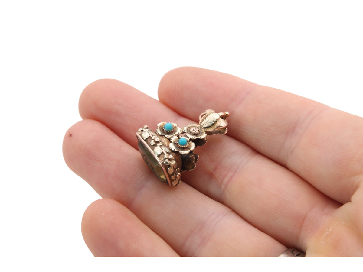 Antique-Georgian-Regency-Period-15ct-Gold-Forget-Me-Not-Intaglio-Pendant