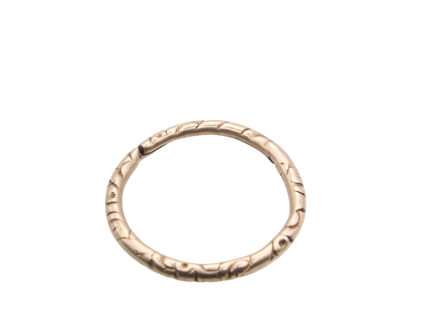 Antique Georgian 9ct Yellow Gold Large Chased Split Ring, 26mm