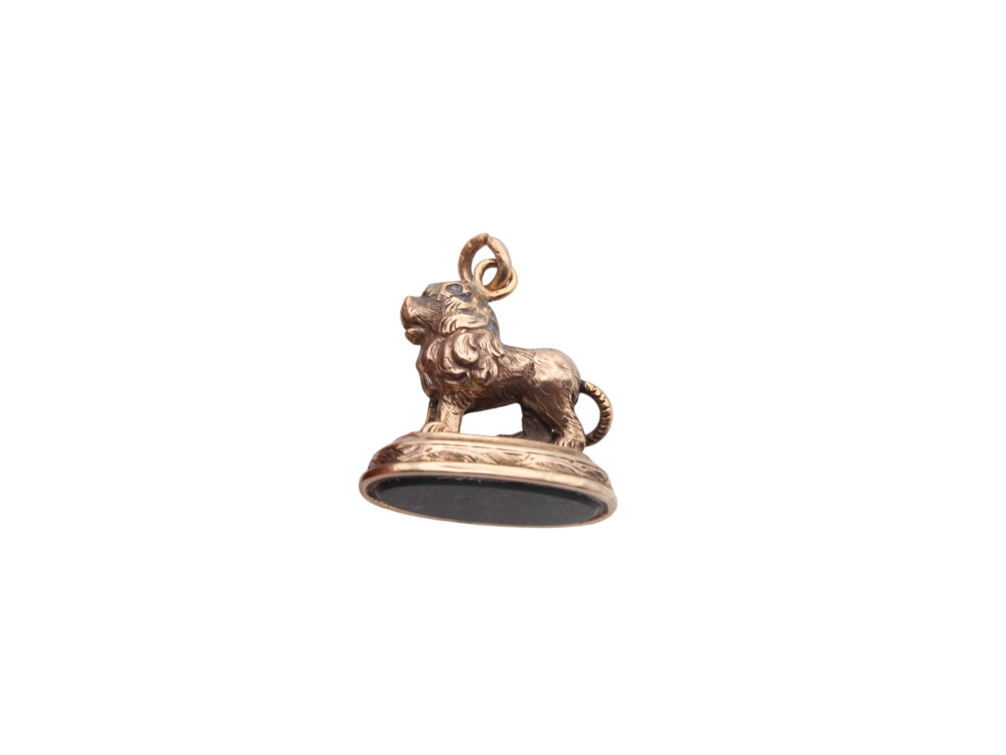 Antique 15ct Gold Lion Bloodstone Pendant
