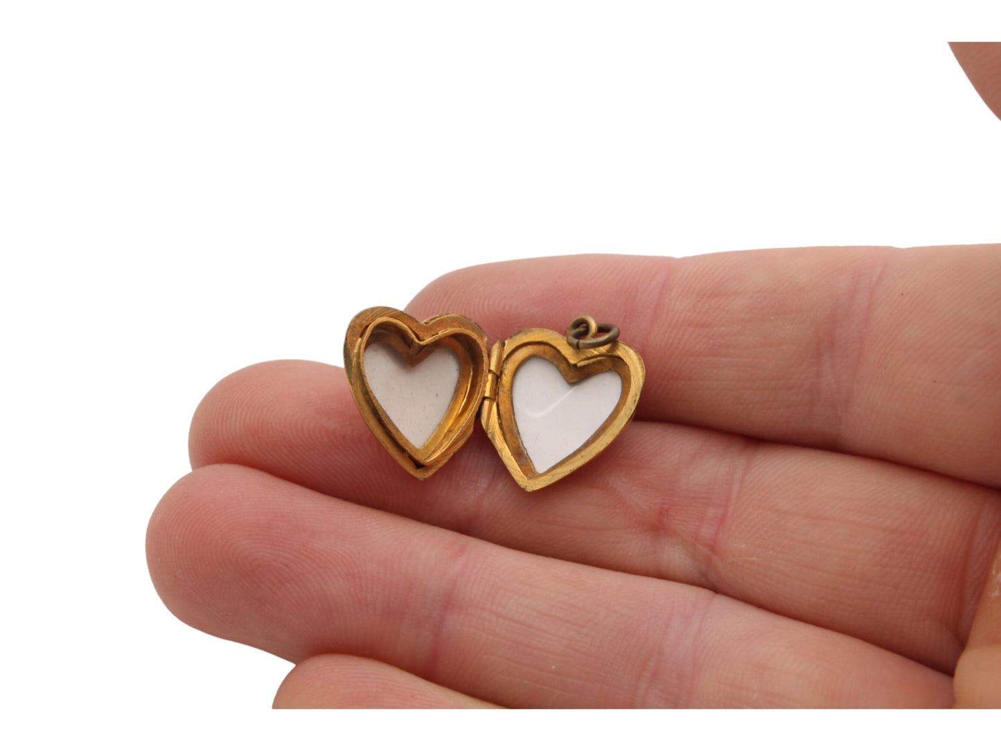 Antique 9ct Yellow Gold Heart Locket