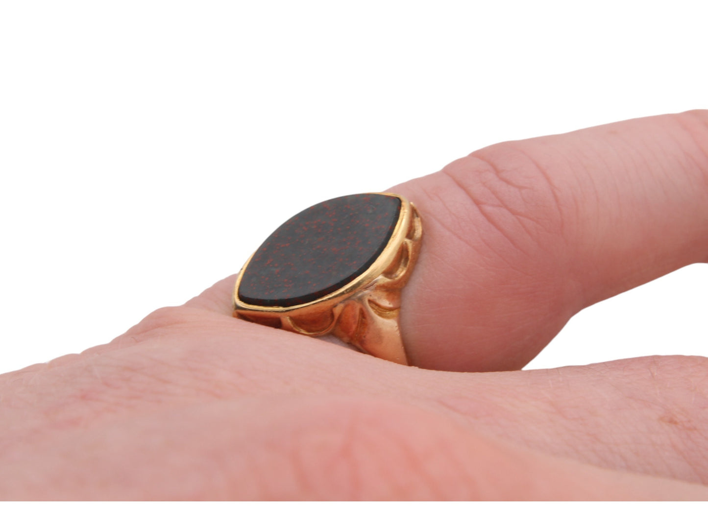 Antique 15ct Yellow Gold Lozenge Shaped Bloodstone Signet Ring