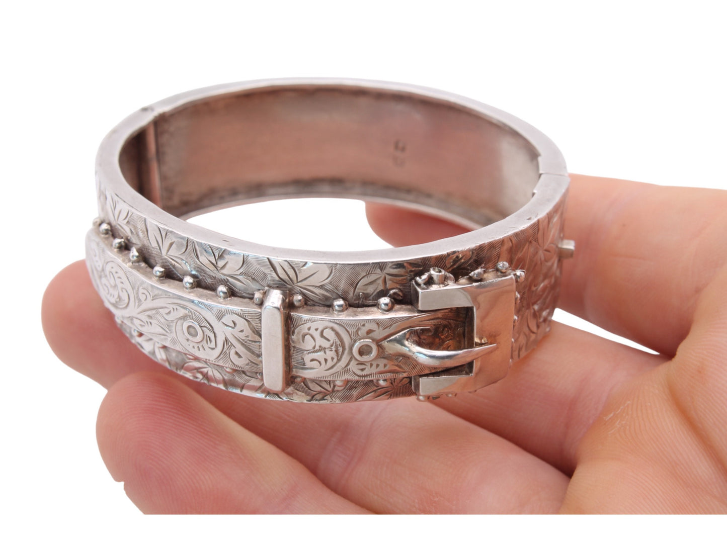 Antique-Victorian-Decorative-Silver-Buckle-Bangle,-1884