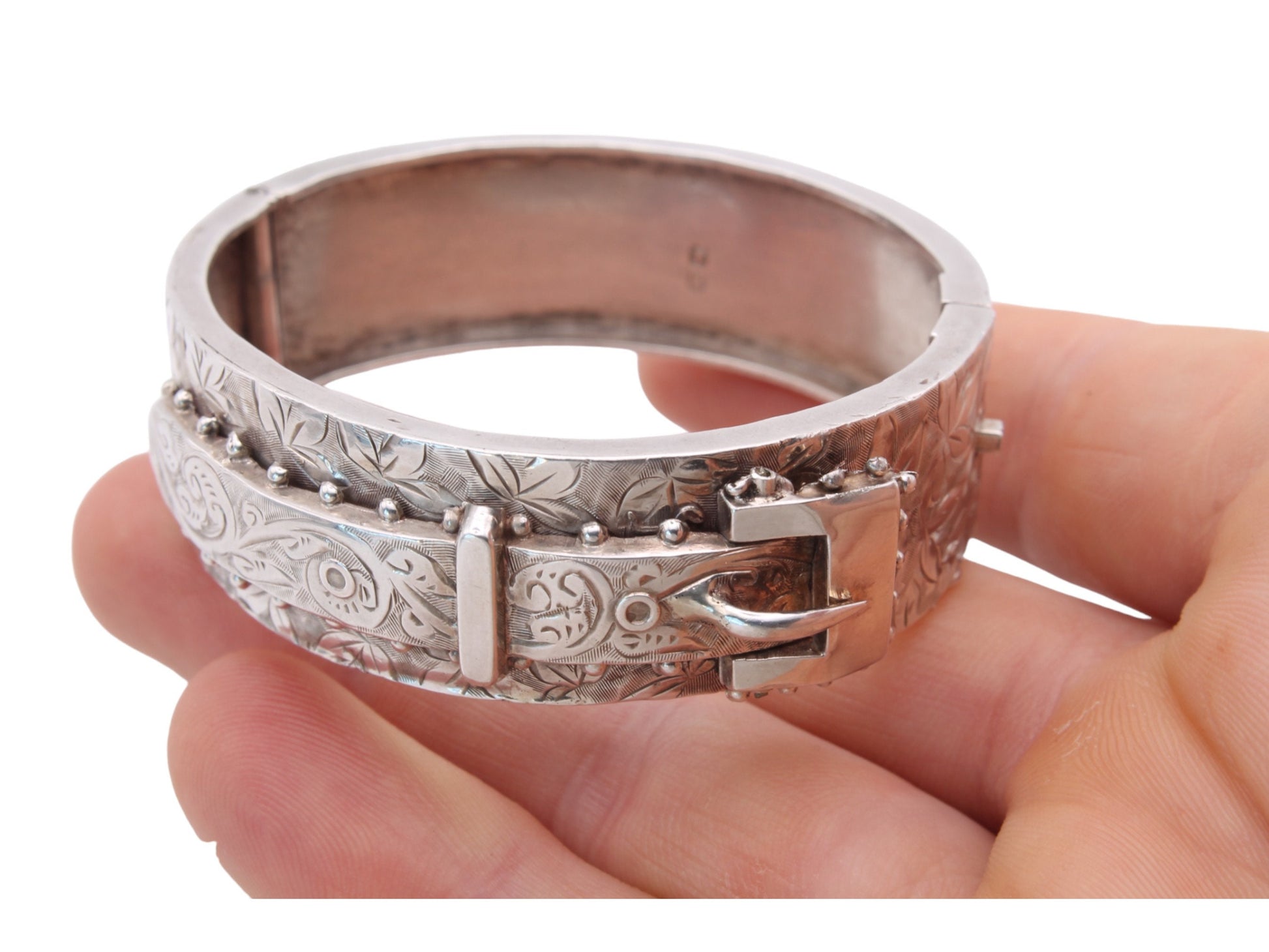 Antique-Victorian-Decorative-Silver-Buckle-Bangle,-1884