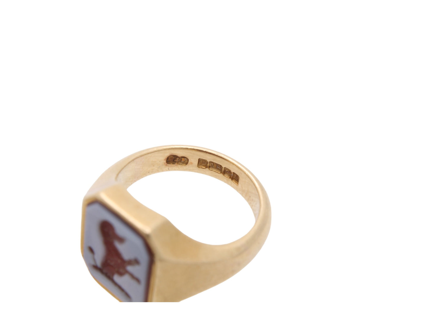 Vintage 18ct Yellow Gold Poodle Dog Crest Intaglio Signet Ring