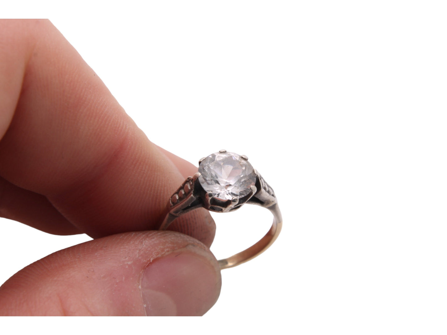 Vintage 9ct Gold Paste Solitaire Ring